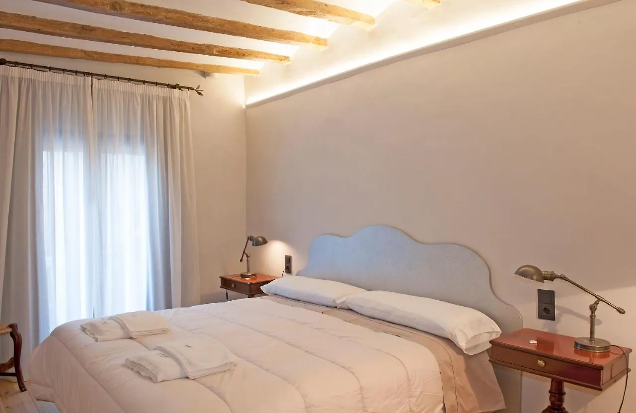 Lo Palauet de la Muralla Bed and Breakfast Balaguer