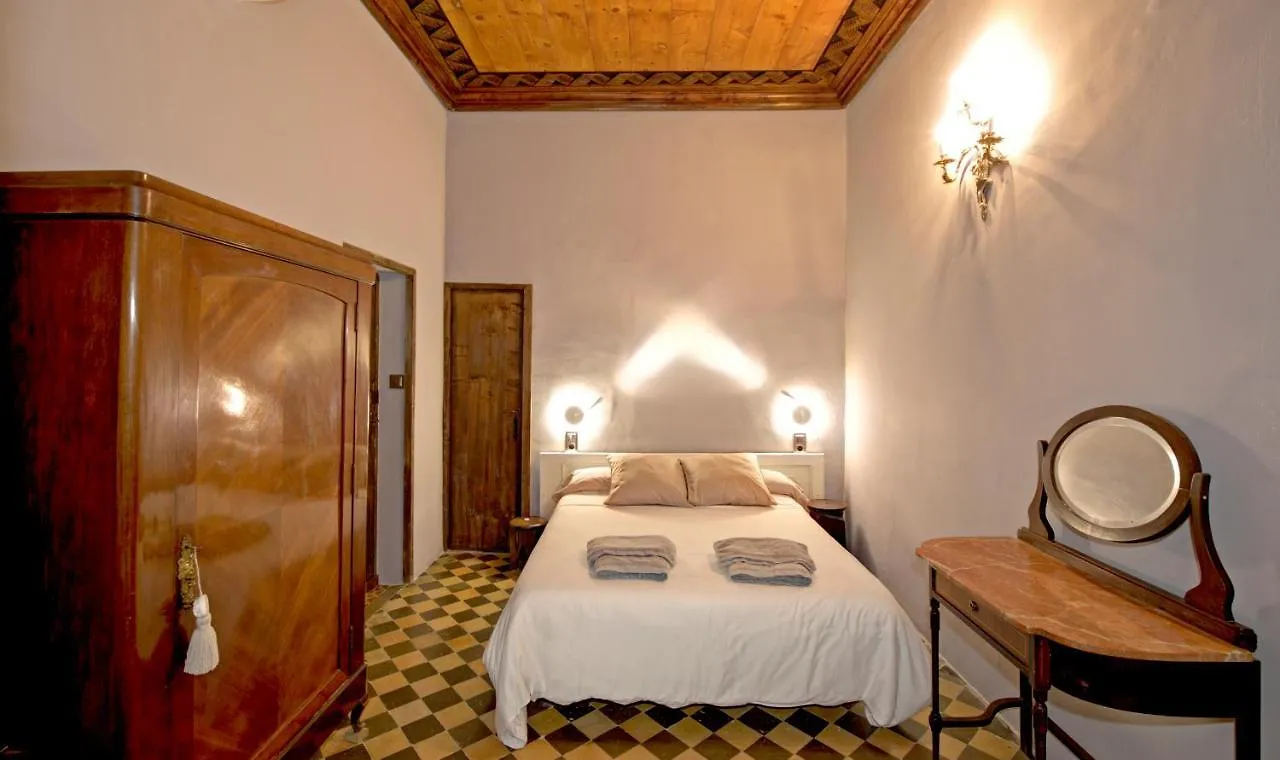 Lo Palauet de la Muralla Bed and Breakfast Balaguer