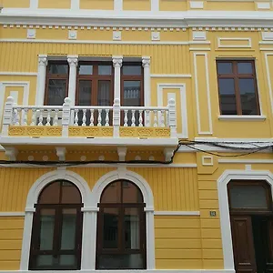 los-canaritos-guest-house.in-canary-islands.com/