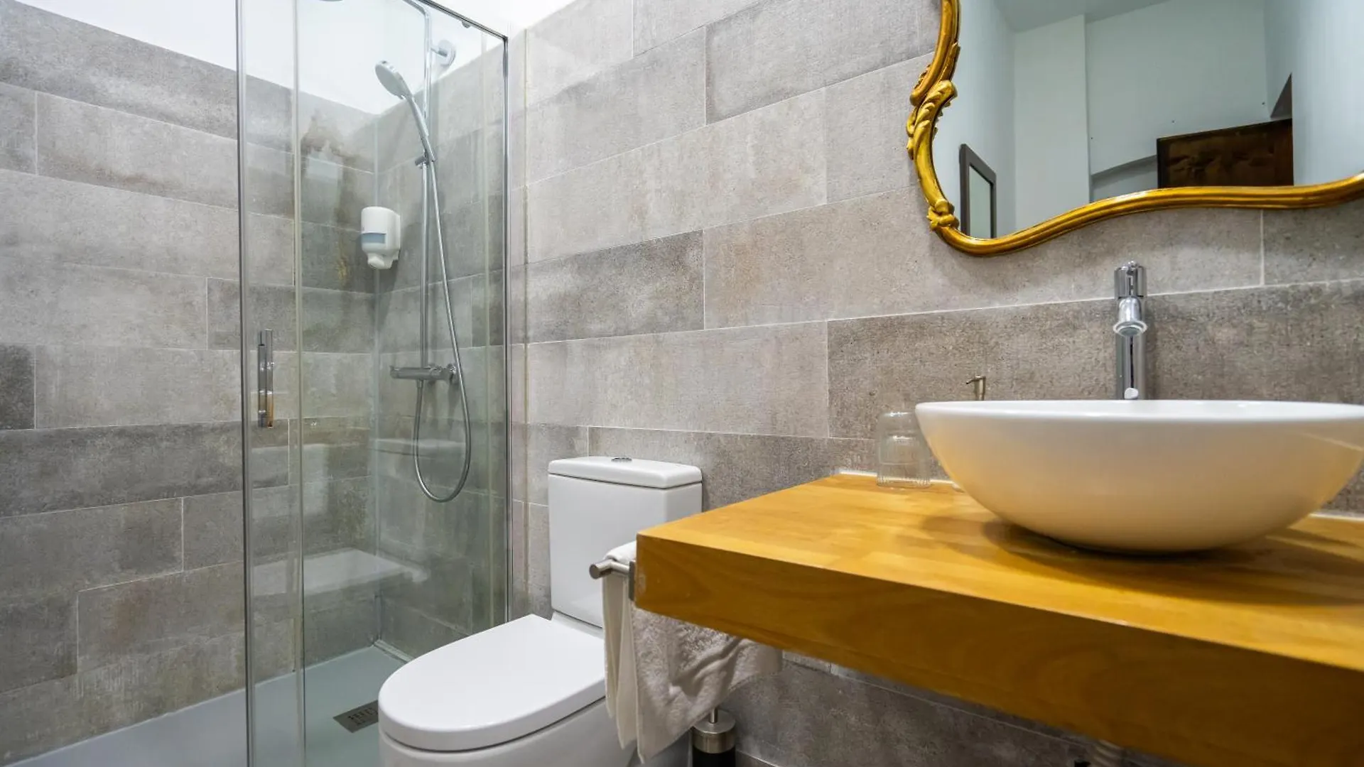 ** Bed & Breakfast Lo Palauet De La Muralla Balaguer Spain